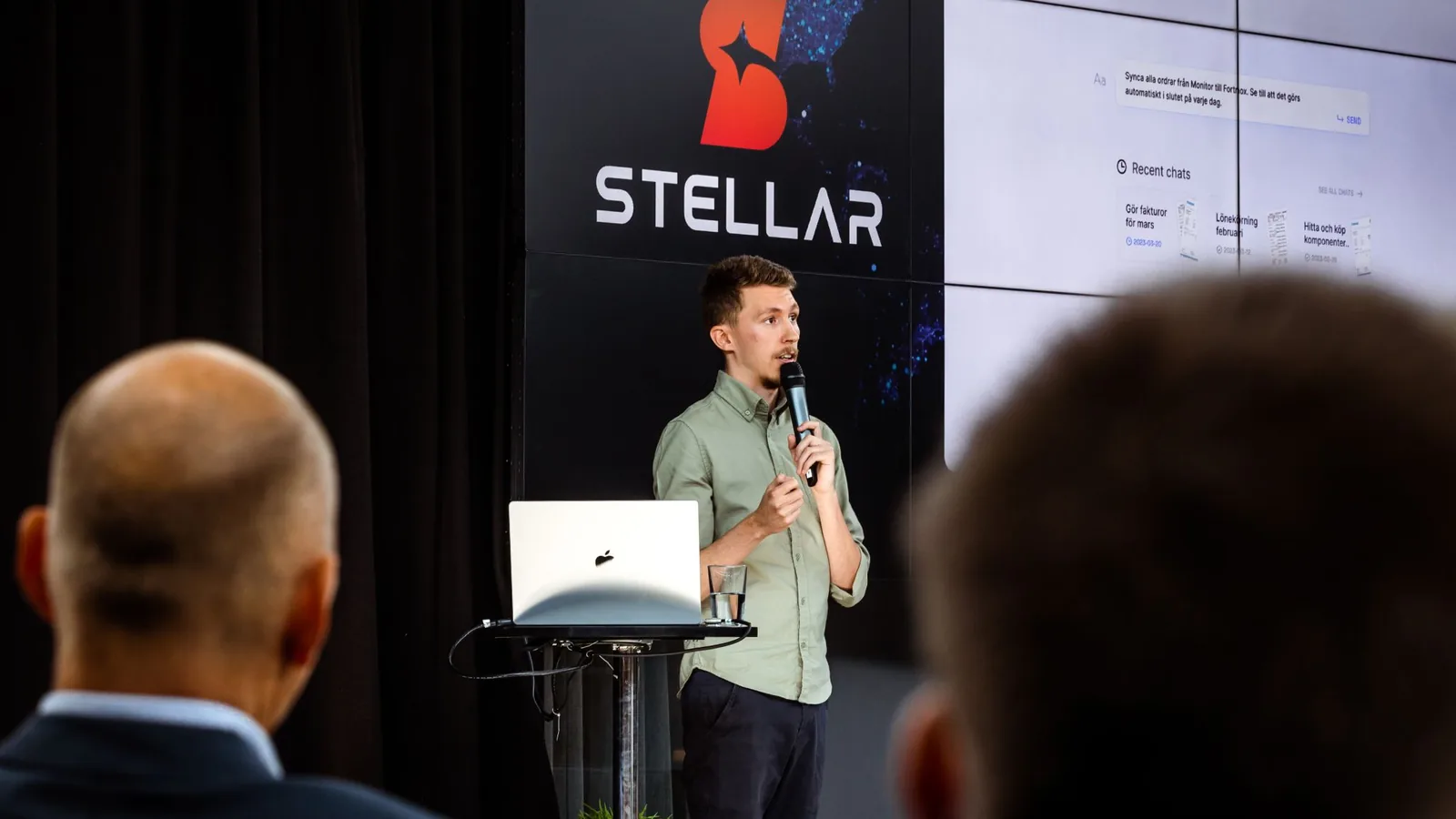 Philip presenting STELLA on stage at GRO36 in Jönköping
